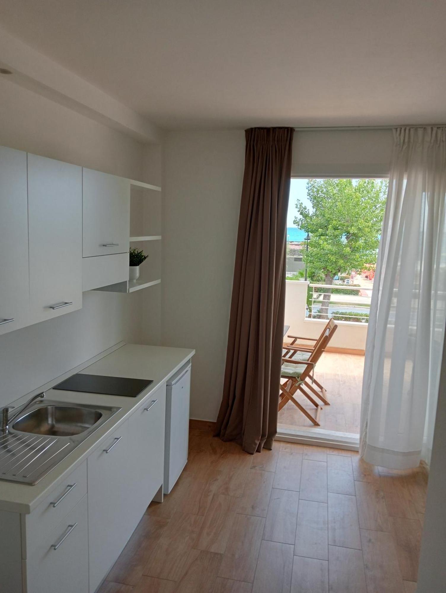 Hotel Flora Alba Adriatica Exteriér fotografie
